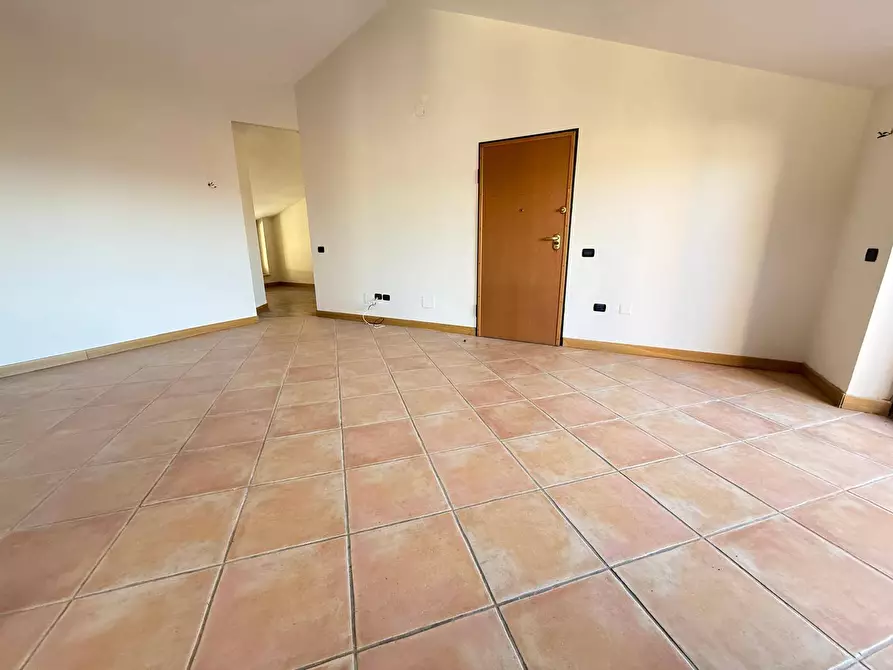 Immagine 11 di Appartamento in vendita  in Via Iannelli 33 a Caserta