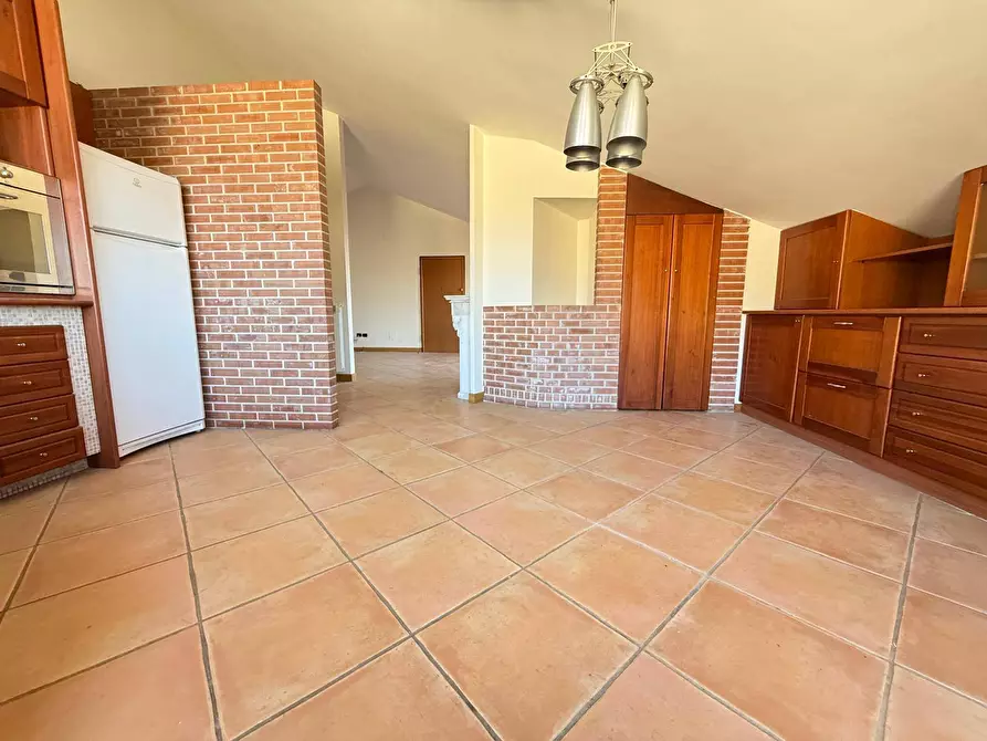 Immagine 16 di Appartamento in vendita  in Via Iannelli 33 a Caserta