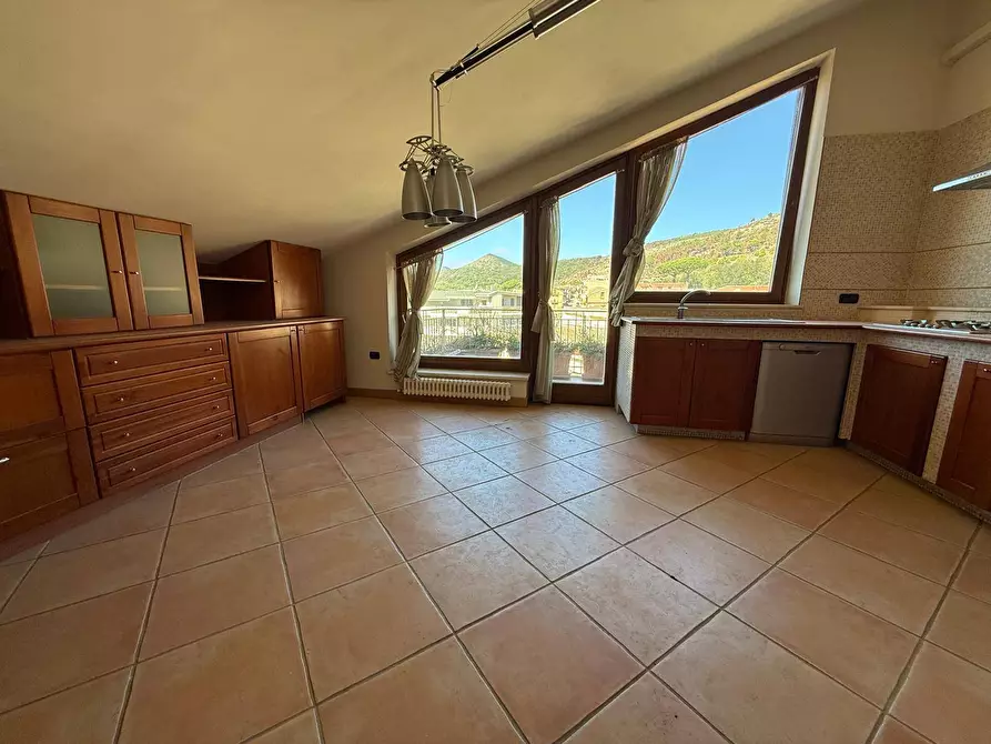 Immagine 15 di Appartamento in vendita  in Via Iannelli 33 a Caserta