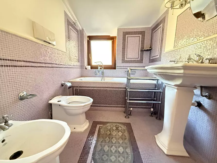 Immagine 34 di Appartamento in vendita  in Via Iannelli 33 a Caserta