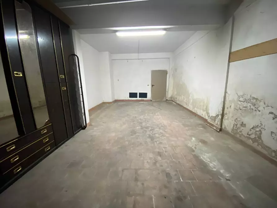 Immagine 38 di Appartamento in vendita  in via Tescione 81 a Caserta