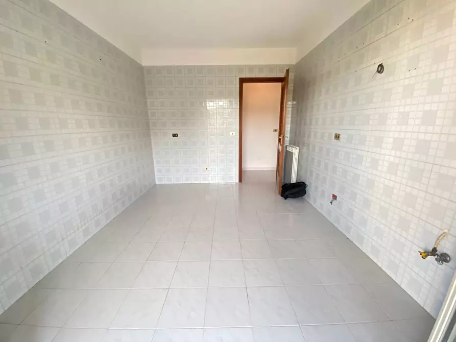 Immagine 32 di Appartamento in vendita  in via Tescione 81 a Caserta