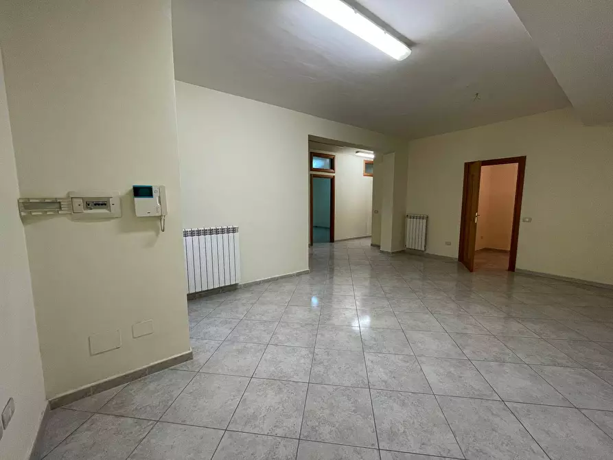 Immagine 4 di Magazzino in affitto  in Via P.Musone 2 a Capodrise