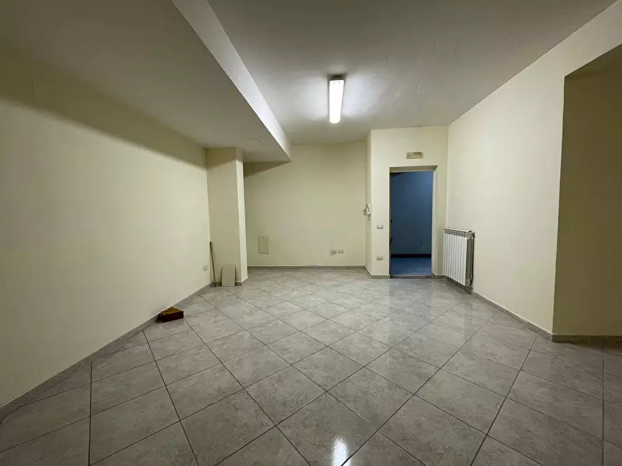 Immagine 5 di Magazzino in affitto  in Via P.Musone 2 a Capodrise