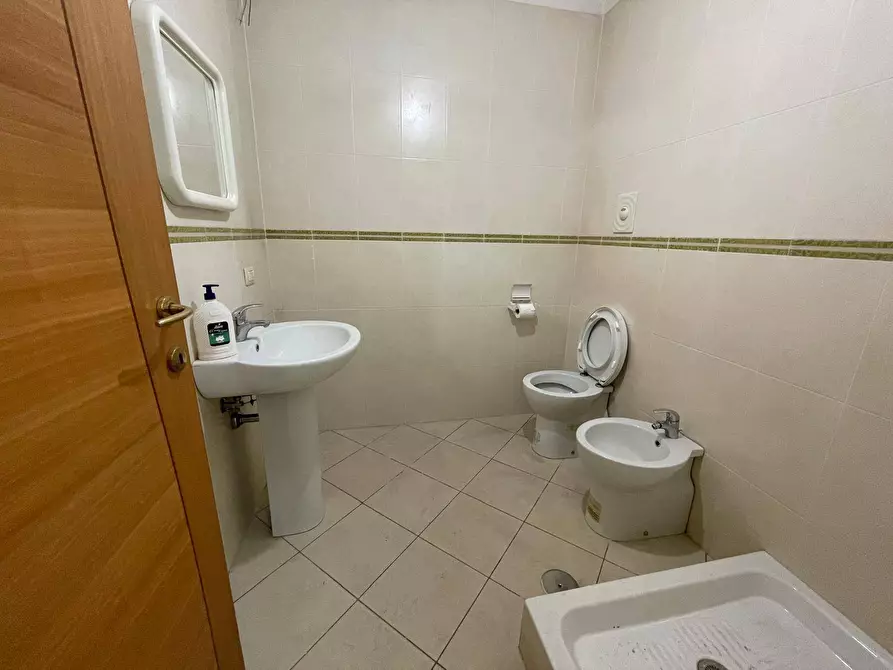 Immagine 15 di Magazzino in affitto  in Via P.Musone 2 a Capodrise