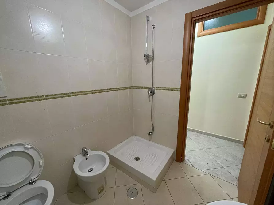 Immagine 14 di Magazzino in affitto  in Via P.Musone 2 a Capodrise