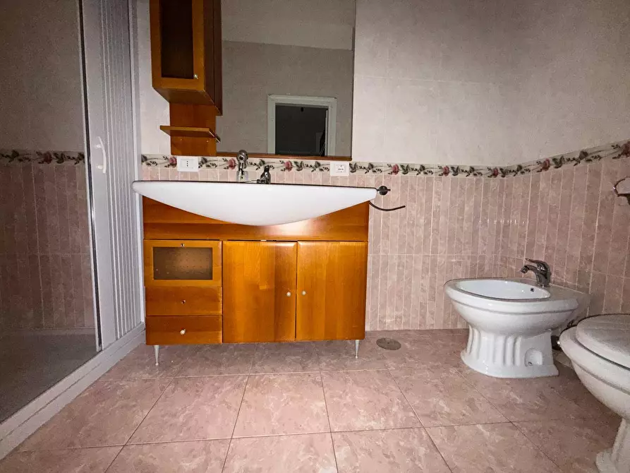 Immagine 45 di Appartamento in vendita  in via Don Gangi 19 a Caserta