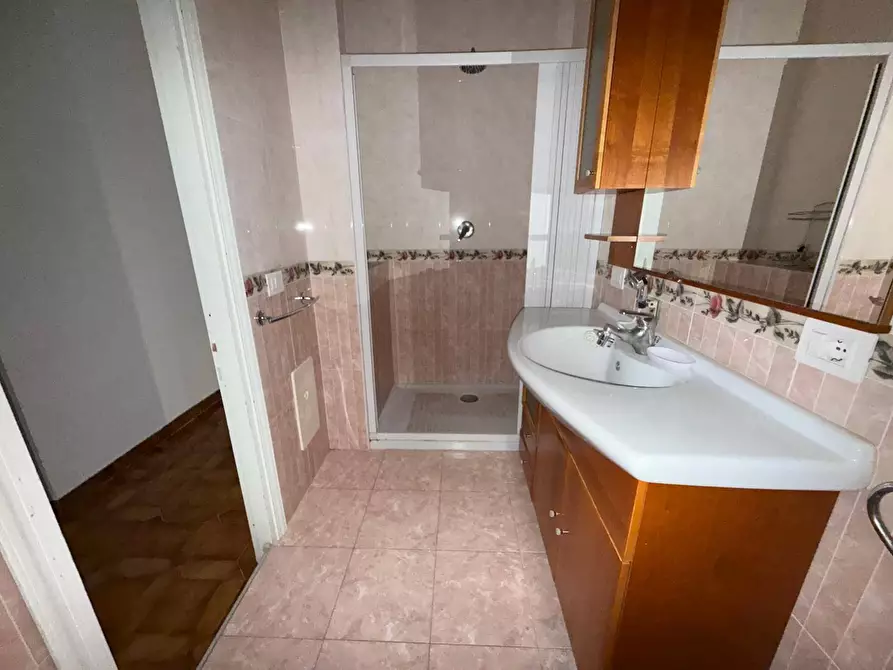 Immagine 46 di Appartamento in vendita  in via Don Gangi 19 a Caserta