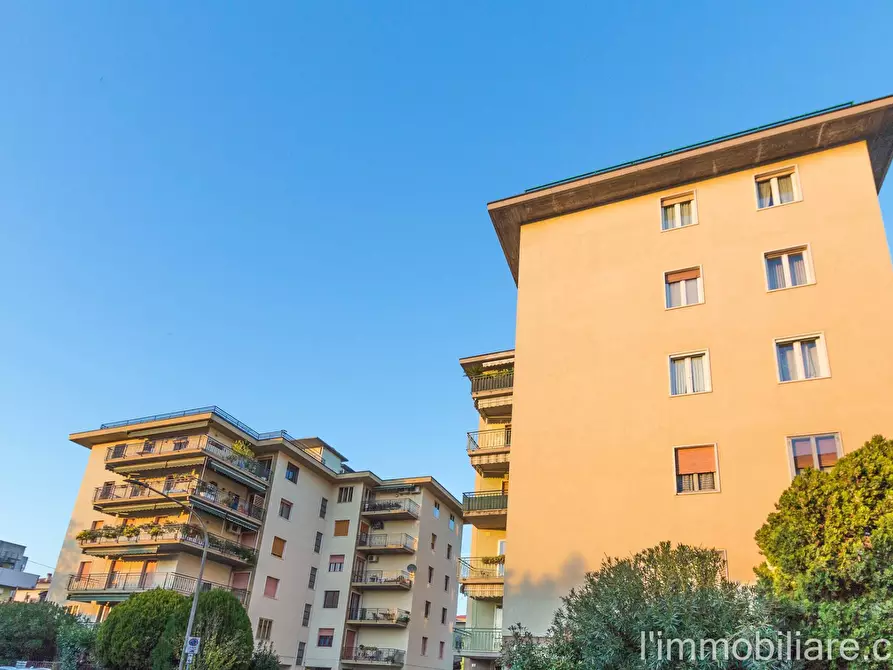 Immagine 11 di Appartamento in vendita  in Via Eleonora Duse 12 a Verona