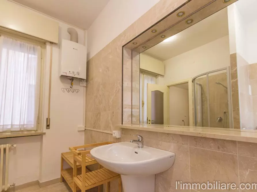 Immagine 8 di Camera in affitto  in Viale Della Repubblica 6 a Verona