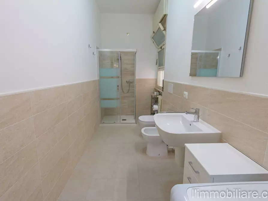 Immagine 11 di Camera in affitto  in Viale Della Repubblica 6 a Verona