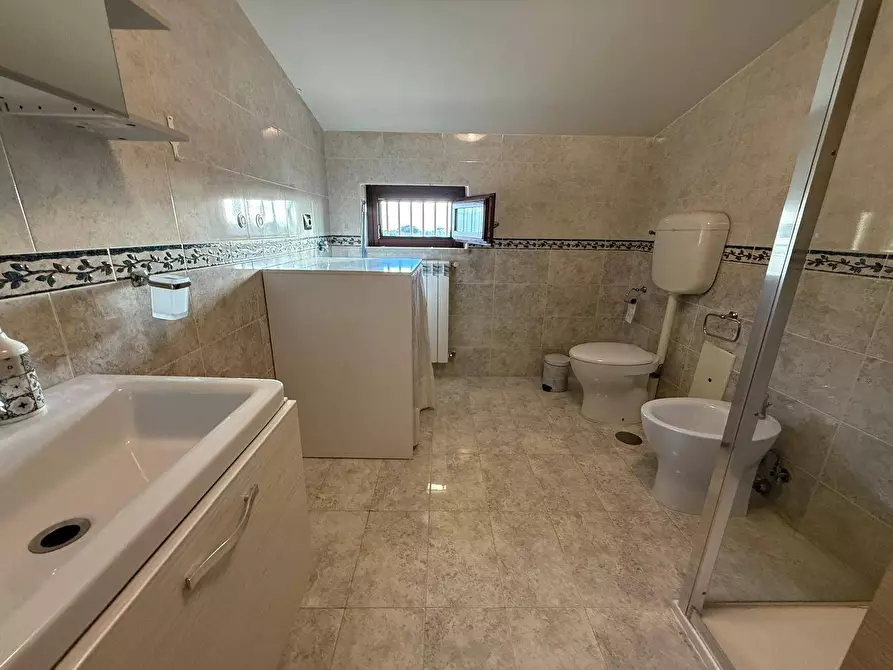 Immagine 36 di Multiproprietà in affitto  in Viale Abramo Lincoln 288 a Caserta