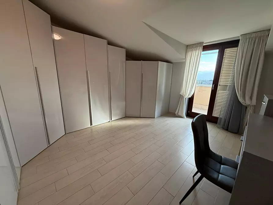 Immagine 43 di Multiproprietà in affitto  in Viale Abramo Lincoln 288 a Caserta