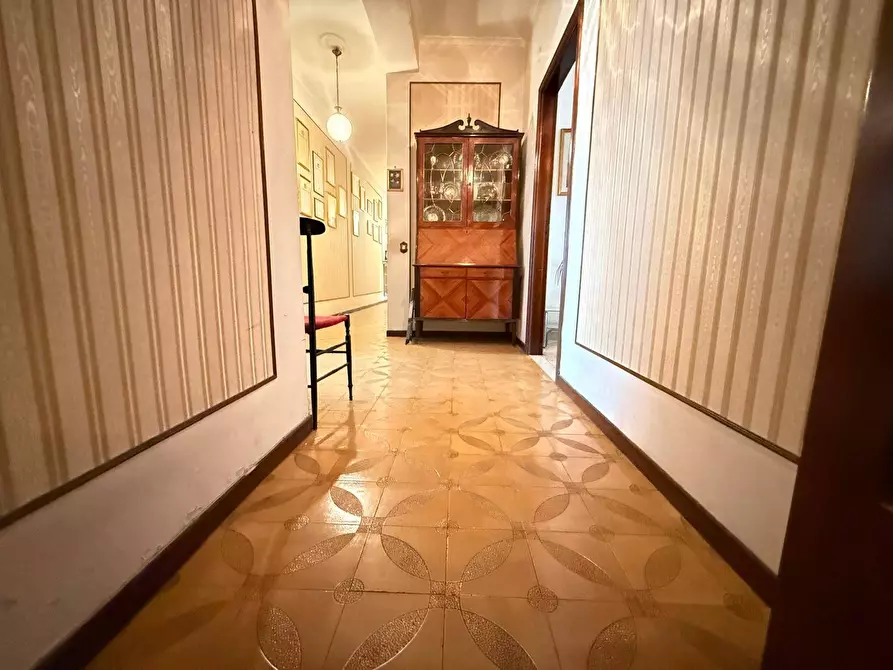 Immagine 15 di Appartamento in vendita  in Via Ferrarecce 145 a Caserta