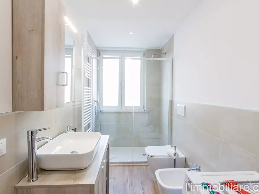 Immagine 8 di Appartamento in vendita  in Piazzale Aristide Stefani 8 a Verona