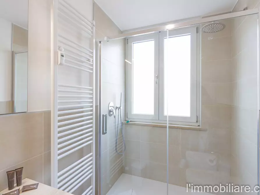 Immagine 9 di Appartamento in vendita  in Piazzale Aristide Stefani 8 a Verona