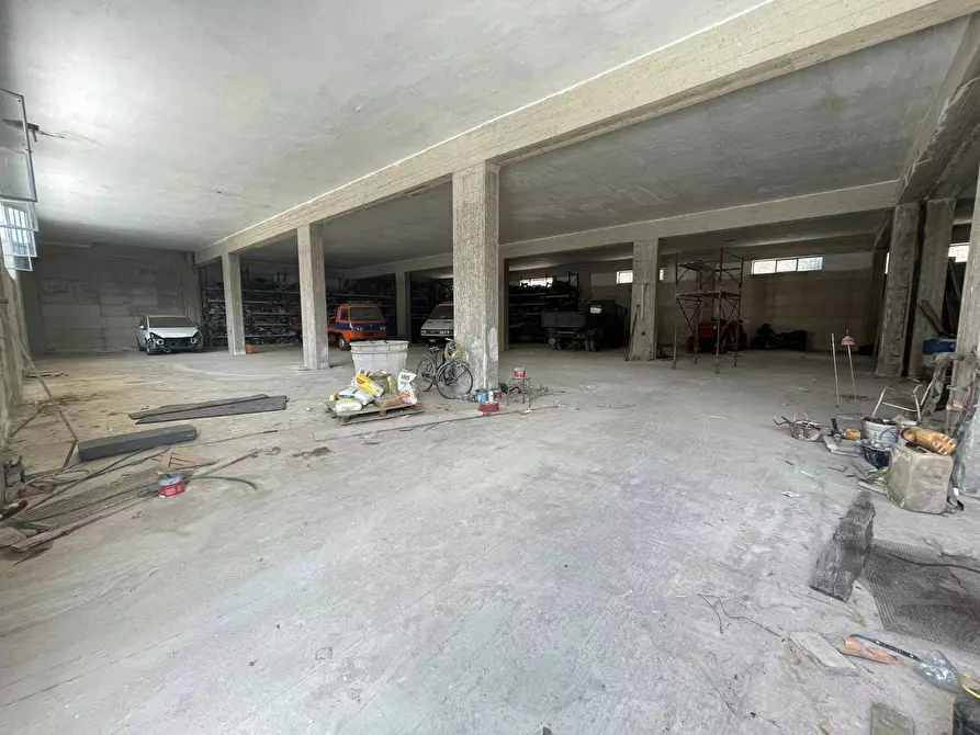 Immagine 3 di Magazzino in affitto  in Via Vicinale Discesa Galitta a Maddaloni