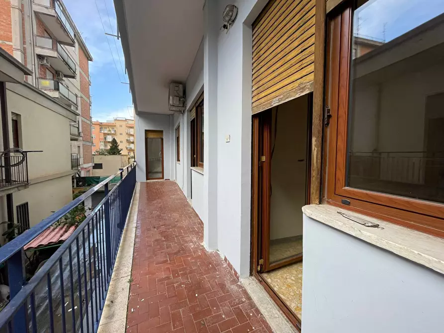 Immagine 14 di Ufficio in affitto  in Via Caduti sul Lavoro a Caserta