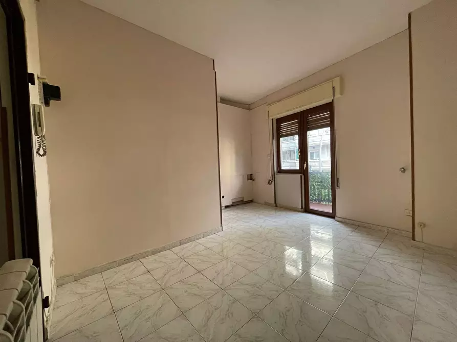 Immagine 35 di Ufficio in affitto  in Via Caduti sul Lavoro a Caserta