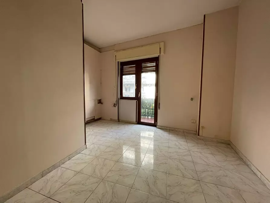 Immagine 37 di Ufficio in affitto  in Via Caduti sul Lavoro a Caserta