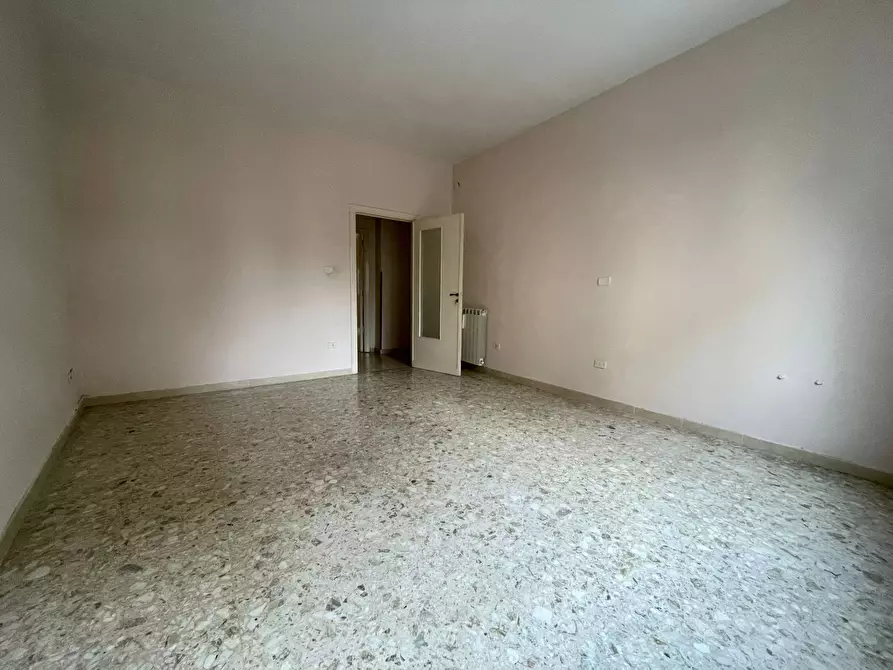 Immagine 16 di Appartamento in vendita  in Via Caduti sul Lavoro a Caserta