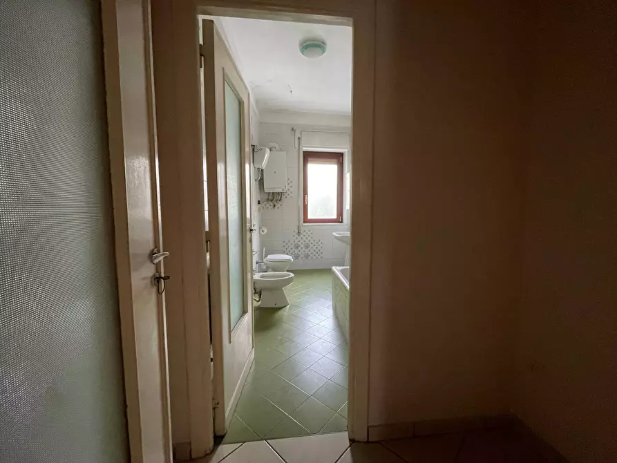 Immagine 49 di Appartamento in vendita  in Via Caduti sul Lavoro a Caserta