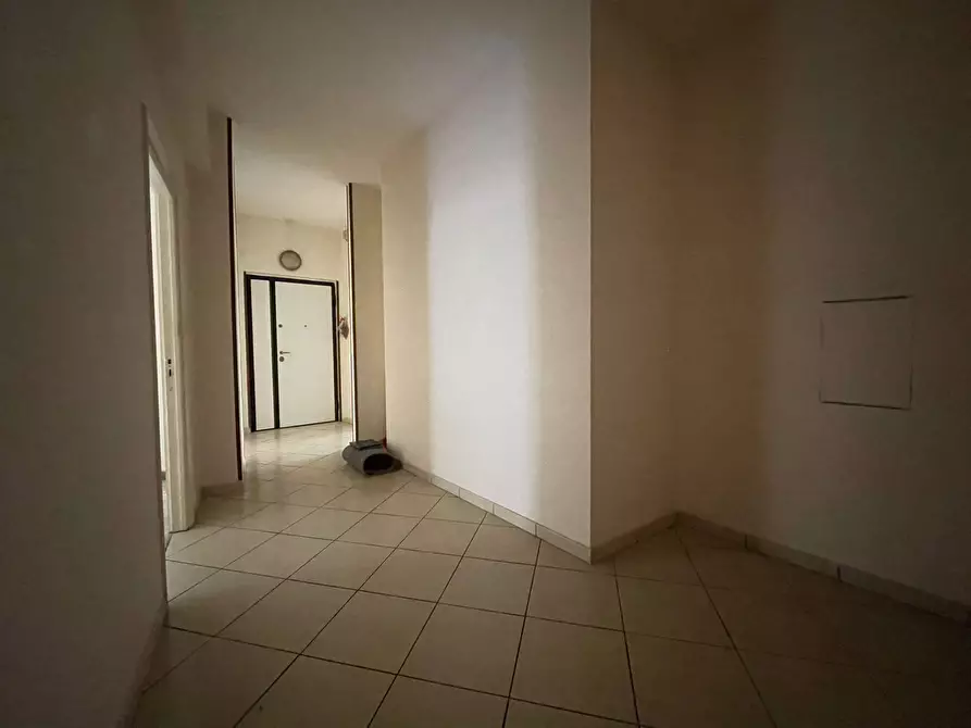 Immagine 25 di Appartamento in vendita  in Via Caduti sul Lavoro a Caserta