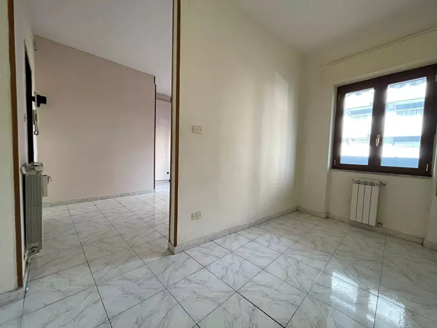 Immagine 33 di Appartamento in vendita  in Via Caduti sul Lavoro a Caserta