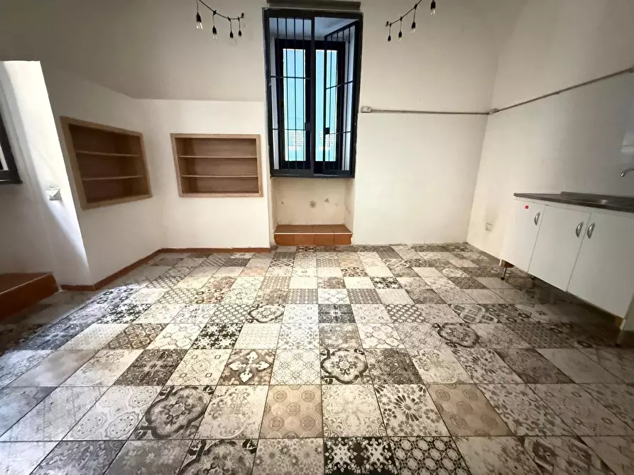 Immagine 7 di Negozio in affitto  in Via San Carlo 126 a Caserta