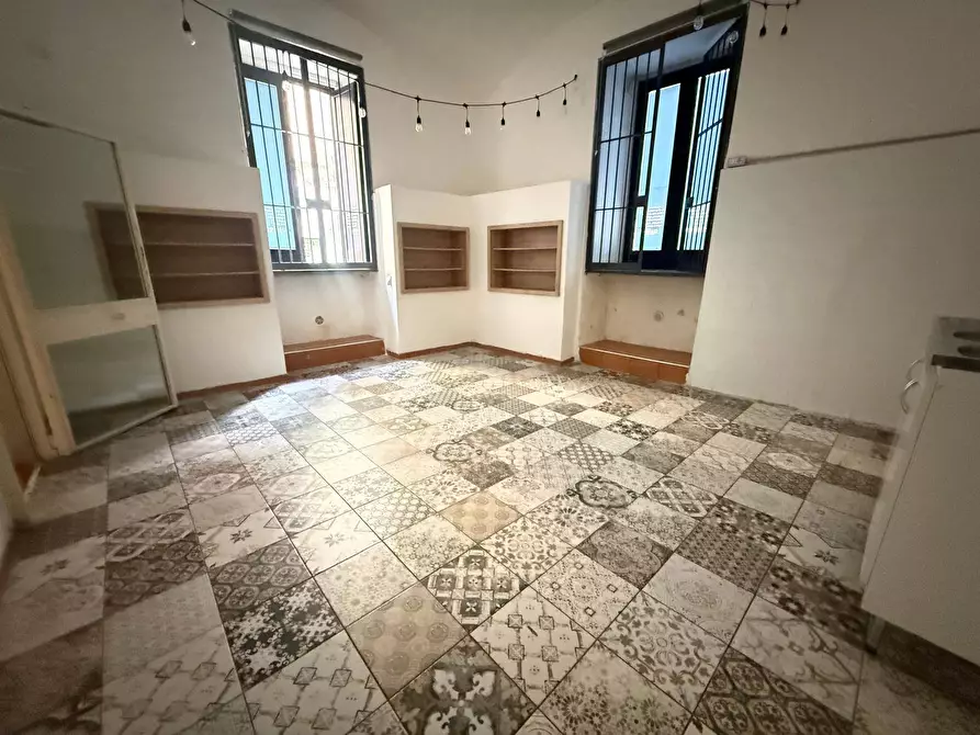 Immagine 8 di Negozio in affitto  in Via San Carlo 126 a Caserta