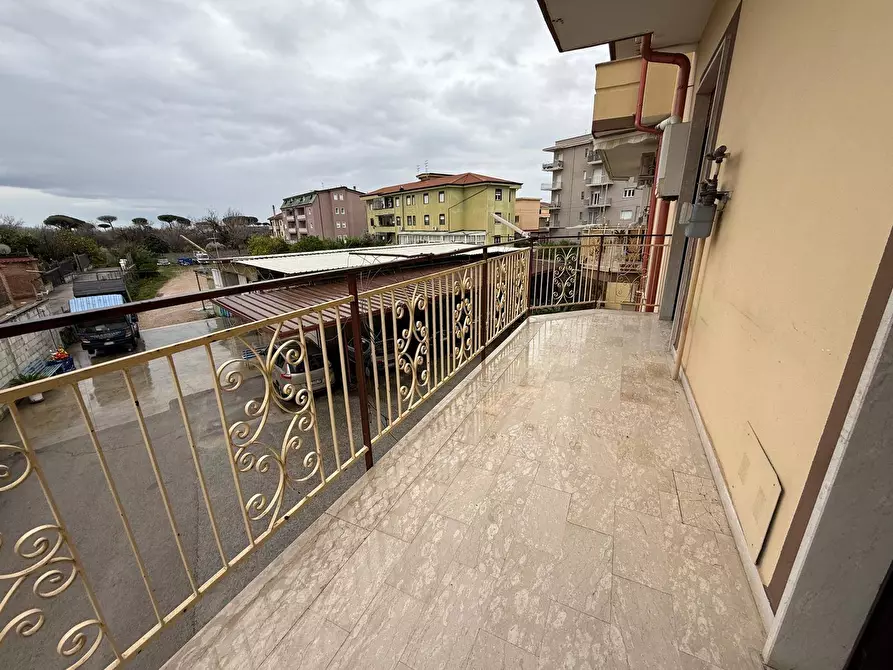 Immagine 11 di Appartamento in affitto  in Viale Lincoln 282 a Caserta