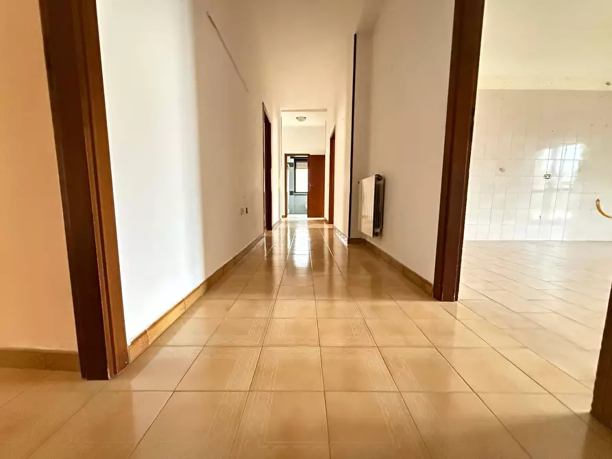 Immagine 12 di Appartamento in affitto  in Viale Lincoln 282 a Caserta