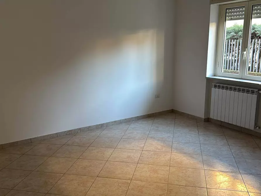 Immagine 12 di Ufficio in affitto  in Via Ruta 62 a Caserta