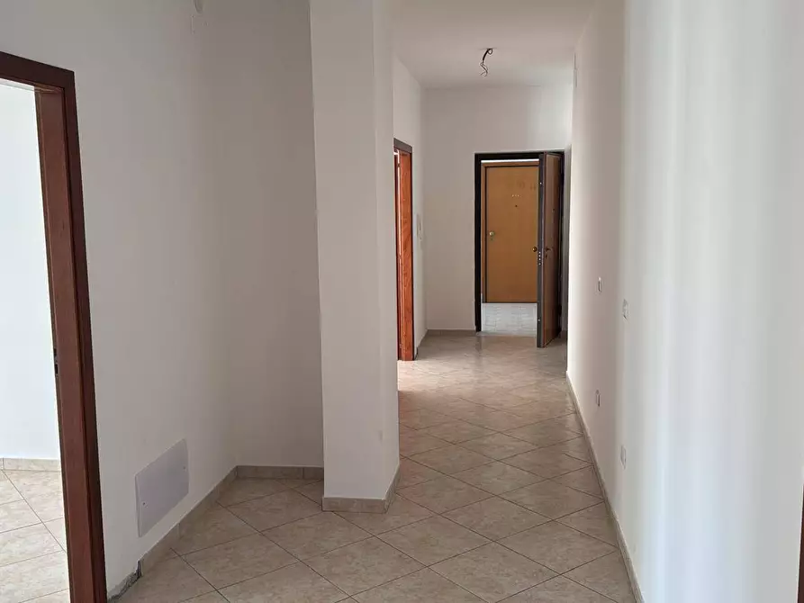 Immagine 15 di Ufficio in affitto  in Via Ruta 62 a Caserta