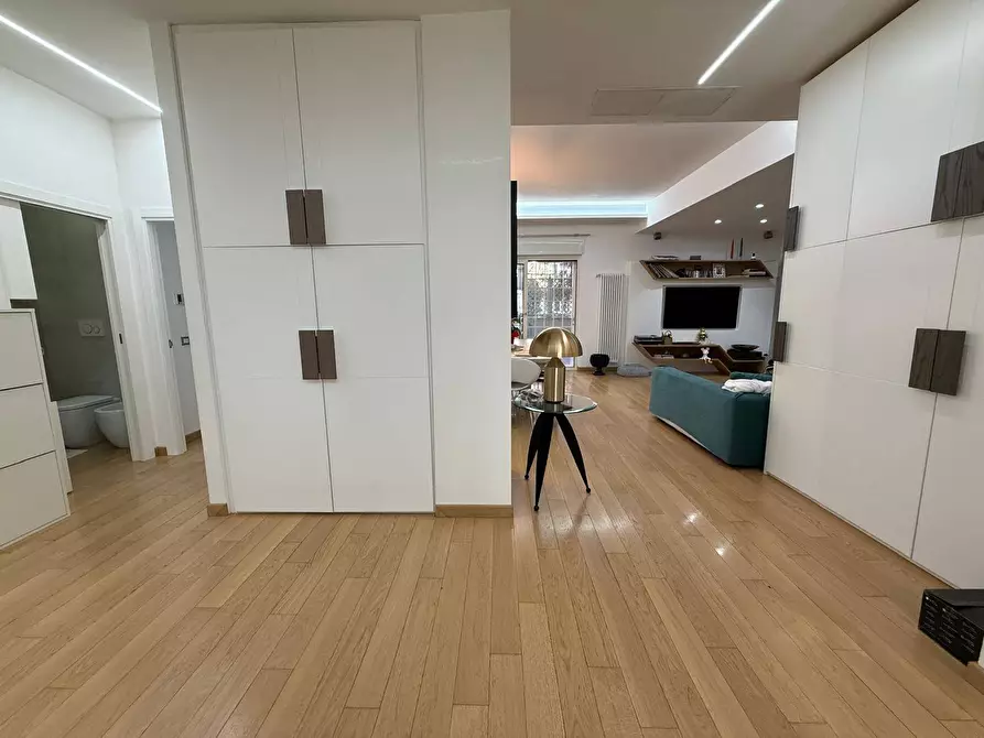 Immagine 18 di Appartamento in vendita  in Via Donato Bramante 19 a Caserta