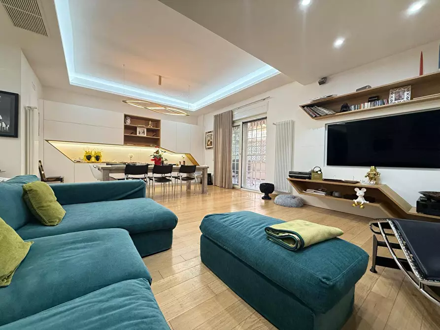 Immagine 4 di Appartamento in vendita  in Via Donato Bramante 19 a Caserta