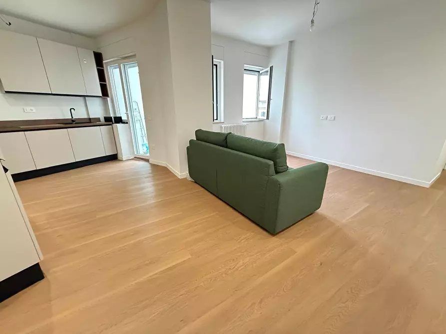 Immagine 2 di Appartamento in affitto  in Via Roma 66 a Caserta