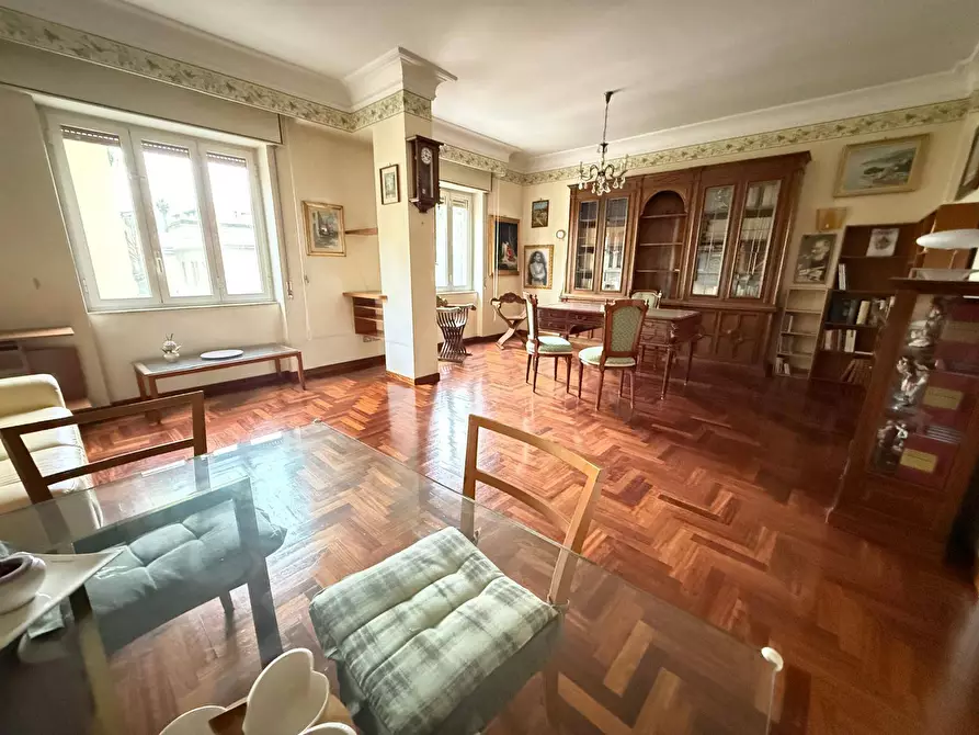 Immagine 2 di Appartamento in affitto  in Via Roma 188 a Caserta