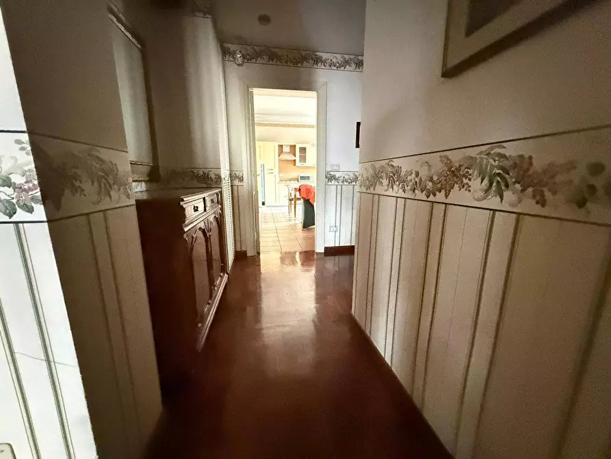 Immagine 8 di Appartamento in affitto  in Via Roma 188 a Caserta