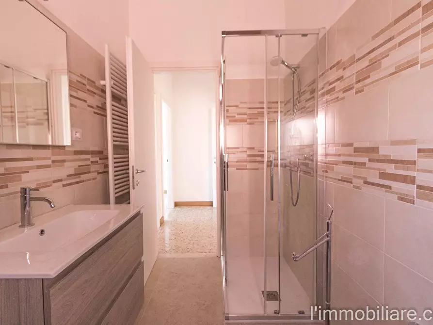 Immagine 15 di Appartamento in affitto  in Via Niccolo' Tommaseo a Verona