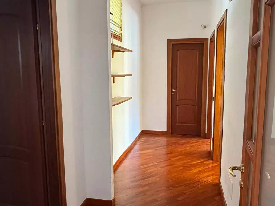 Immagine 11 di Appartamento in affitto  in Via Don Giovanni Bosco a Caserta