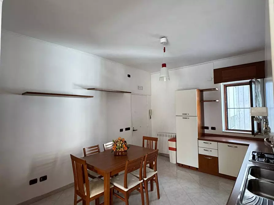 Immagine 16 di Appartamento in affitto  in Via Don Giovanni Bosco a Caserta