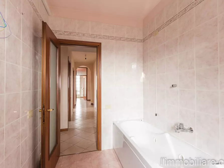 Immagine 31 di Appartamento in vendita  in Via Sabotino 10 a Verona