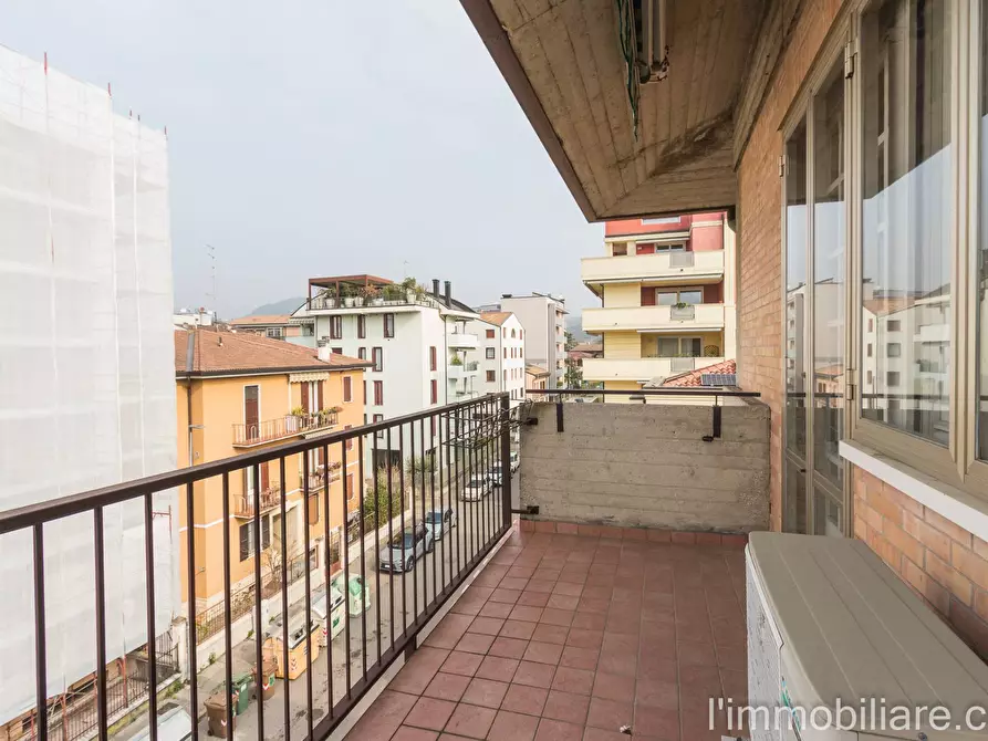 Immagine 37 di Appartamento in vendita  in Via Sabotino 10 a Verona