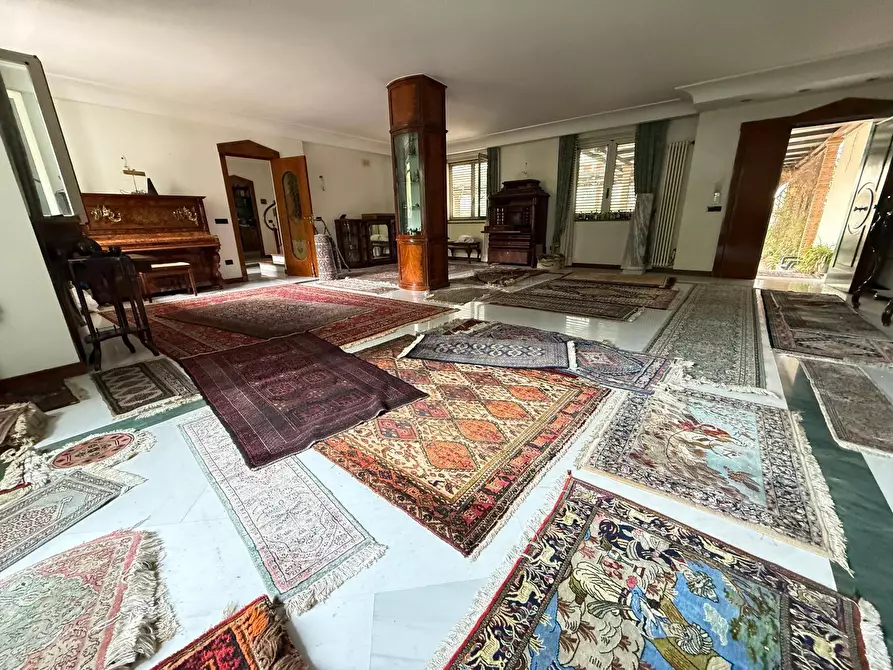 Immagine 5 di Villetta a schiera in vendita  in Via Salvo D'Acquisto 15 a Caserta