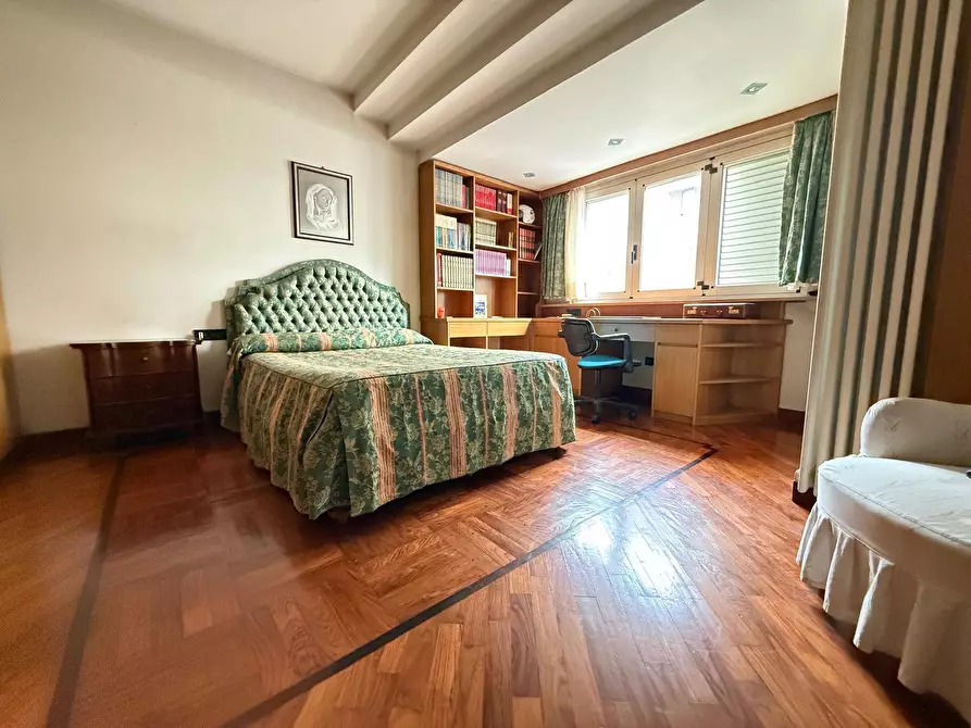 Immagine 29 di Villetta a schiera in vendita  in Via Salvo D'Acquisto 15 a Caserta