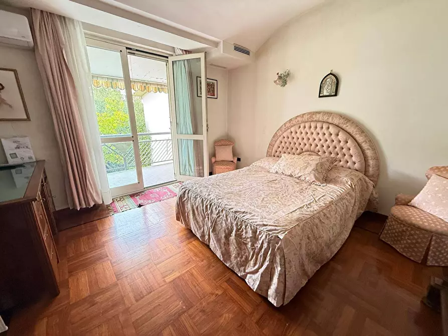 Immagine 33 di Villetta a schiera in vendita  in Via Salvo D'Acquisto 15 a Caserta