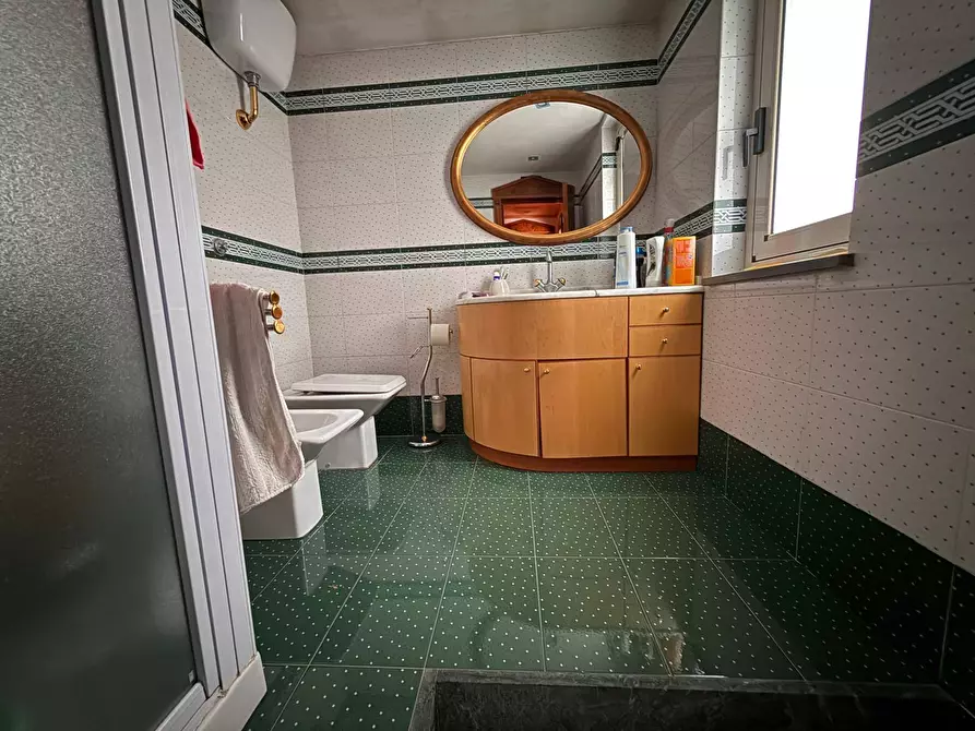 Immagine 36 di Villetta a schiera in vendita  in Via Salvo D'Acquisto 15 a Caserta