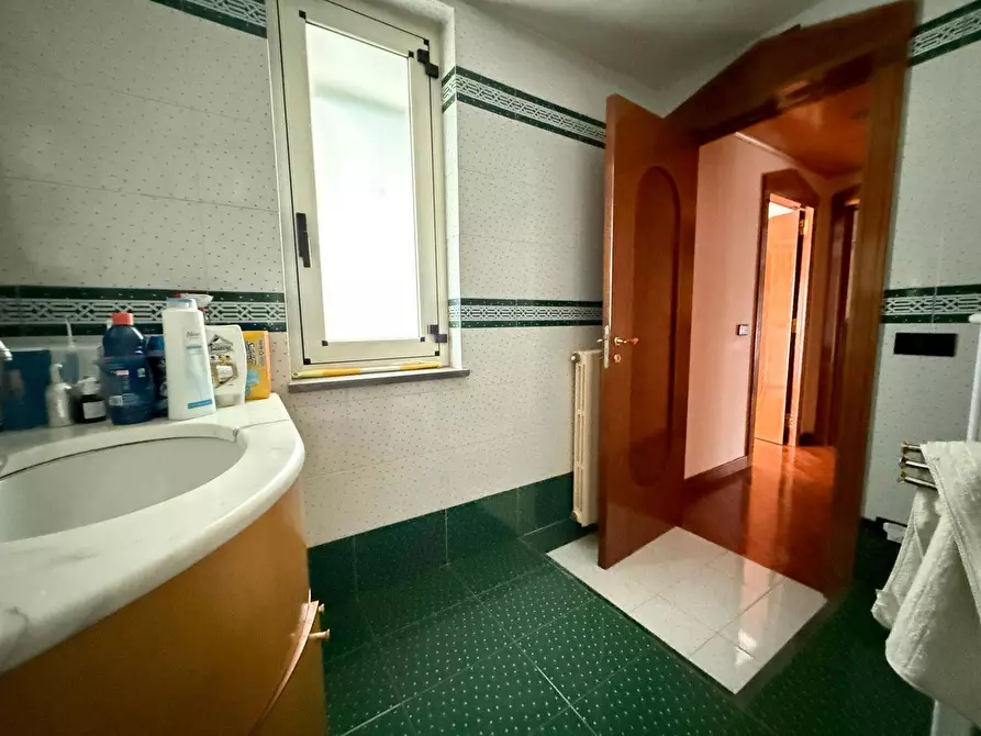 Immagine 37 di Villetta a schiera in vendita  in Via Salvo D'Acquisto 15 a Caserta