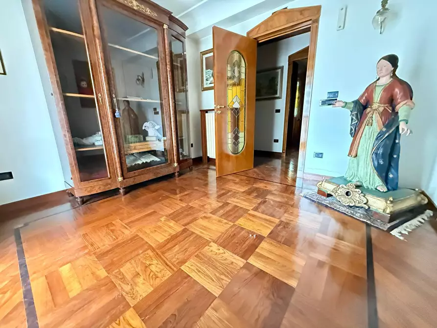 Immagine 39 di Villetta a schiera in vendita  in Via Salvo D'Acquisto 15 a Caserta